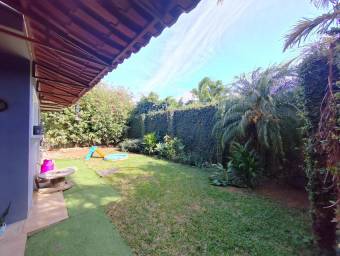 Venta de Casa en Pozos de Santa Ana. 