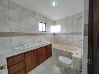 Venta de Casa en Pozos de Santa Ana. 