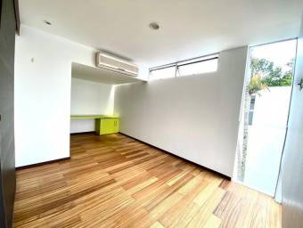 Venta de Casa en Montes de Oca-San Pedro. RAH 26-537 Venta de Casa en Montes de Oca-San Pedro. RAH 26-537