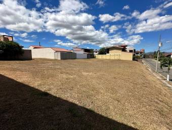 Venta lote plano en condominio con amenidades listo para construir #26-1751 GS