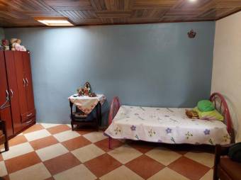 MLS-25-175 LS VENTA CASA CON APARTAMENTO DESAMPARADOS ALAJUELA CONTACTENOS AL # 86127562
