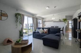 Venta de Apartamento en Torres de Granadilla-Curridabat . RAH 26-1527