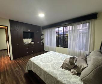 Casa de 3 habitaciones en condominio Francosta, Heredia 
