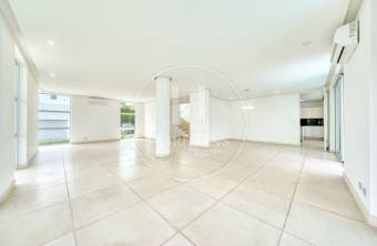 Casa de Lujo en Venta en Condominio DALUZ en Guachipelín, Escazú 4 Habitaciones con Piscin