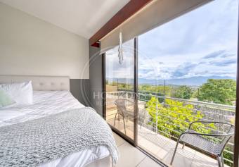 Casa en Venta en Condominio Valle Alto en Mata de Plátano 3 Habitaciones con Amplio Jardín