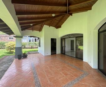 Casa de 7 habitaciones en alquiler en Ciudad Hacienda Los Reyes, La Guacima.