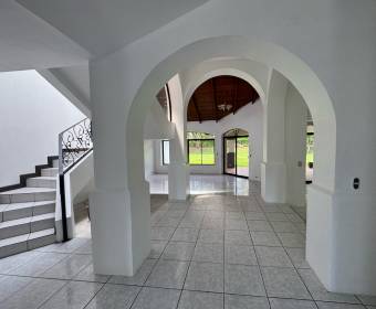 Casa de 7 habitaciones en alquiler en Ciudad Hacienda Los Reyes, La Guacima.