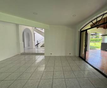 Casa de 7 habitaciones en alquiler en Ciudad Hacienda Los Reyes, La Guacima.