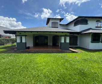 Casa de 7 habitaciones en alquiler en Ciudad Hacienda Los Reyes, La Guacima.