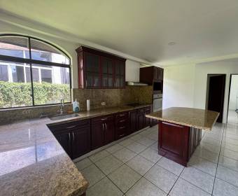Casa de 7 habitaciones en alquiler en Ciudad Hacienda Los Reyes, La Guacima.