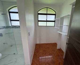 Casa de 7 habitaciones en alquiler en Ciudad Hacienda Los Reyes, La Guacima.