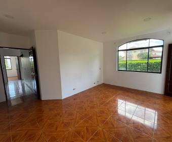 Casa de 7 habitaciones en alquiler en Ciudad Hacienda Los Reyes, La Guacima.