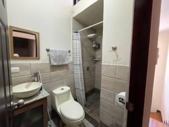 Venta de Acogedora Casa en Zapote de San José. RAH 26-1630