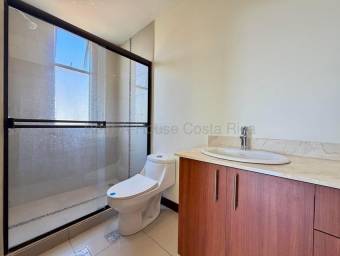 Venta de Apartamento en Ulloa, Heredia.