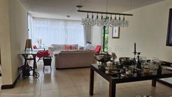 Venta de Apartamento en Escazú-San Rafael. RAH 26-2111