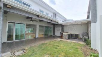 Venta de Casa en Santa Ana-Piedades. RAH 26-2116 Venta de Casa en Santa Ana-Piedades. RAH 26-2116