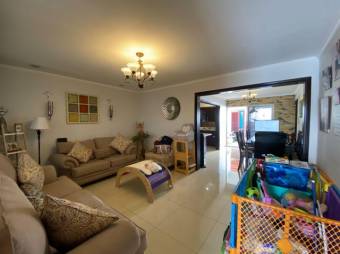 MLS-23-1274 LS VENTA CASA DESAMPARADOS ALAJUELA CONTACTENOS AL # 86127562