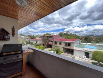 Venta de Edificio (5) Apartamentos en LOS YOSES-Montes de Oca. RAH 25-1900