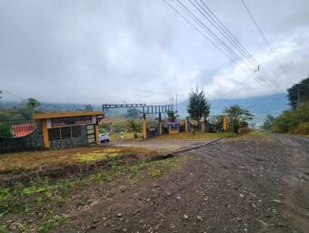 Venta de Finca Turística en Paraíso de Cartago. 