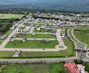 Lote 100% plano de 335 m2 a la venta en Ciudad Hacienda Los Reyes, condominio Las Mesetas. Lote 100% plano de 335 m2 a la venta en Ciudad Hacienda Los Reyes, condominio Las Mesetas.