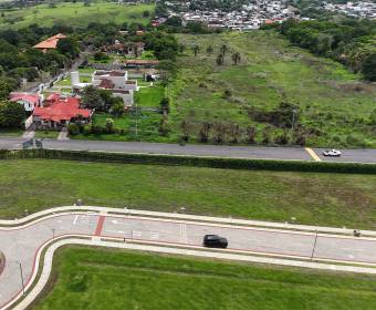 Lote 100% plano de 335 m2 a la venta en Ciudad Hacienda Los Reyes, condominio Las Mesetas. Lote 100% plano de 335 m2 a la venta en Ciudad Hacienda Los Reyes, condominio Las Mesetas.