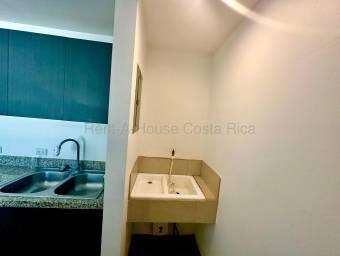 Se vende apartamento en Heredia #26-1958