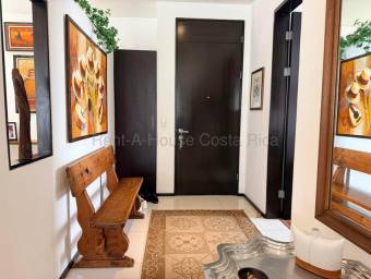 Venta de Apartamento en Piedades de Santa Ana. RAH 26-2122 Venta de Apartamento en Piedades de Santa Ana. RAH 26-2122