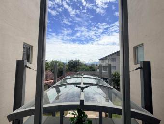 Venta de Apartamento en Piedades de Santa Ana. RAH 26-2122 Venta de Apartamento en Piedades de Santa Ana. RAH 26-2122