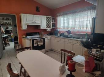 VENTA DE CASA USO SUELO MIXTO, LLORENTE DE TIBAS, SJ VENTA DE CASA USO SUELO MIXTO, LLORENTE DE TIBAS, SJ