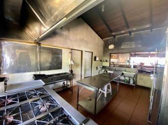 Venta de Casa en Puntarenas. RAH 25-1831 NEGOCIABLE
