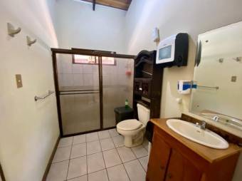 Venta de Casa en Puntarenas. RAH 25-1831 NEGOCIABLE