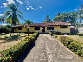 Venta de Casa en Puntarenas. RAH 25-1831 NEGOCIABLE