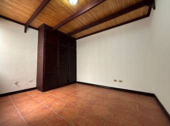VENTA DE 2 CASAS EN CONDOMINIO EN TREJOS MONTEALEGRE, ESCAZÚ