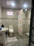 Se vende casa en Desamparados centro.