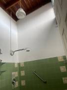 Se vende casa en Desamparados centro.