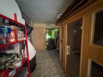 Propiedad comercial en esquina estratégica cerca de La Sabana #26-721 GS