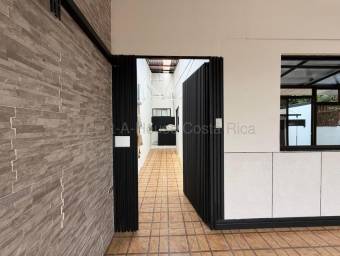 Alquiler de Casa en Santo Domingo-Para, Heredia. RAH 26-2126