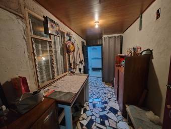 Venta de 4 Apartamentos en San Antonio de Alajuela. Venta de 4 Apartamentos en San Antonio de Alajuela.