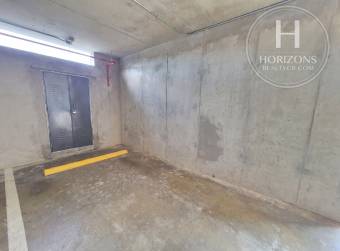 Apartamento en Venta en Vía Natura en Curridabat 1 Habitación con Estudio y Vista NJA1383J