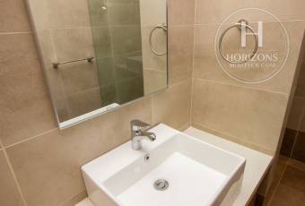 Apartamento en Venta en Vía Natura en Curridabat 1 Habitación con Estudio y Vista NJA1383J