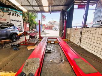 Propiedad comercial en venta con taller lubricentro operativo y alto potencial de desarrollo #26-980, $ 695,000, 1, San José, Desamparados Propiedad comercial en venta con taller lubricentro operativo y alto potencial de desarrollo #26-980, $ 695,000, 1, San José, Desamparados