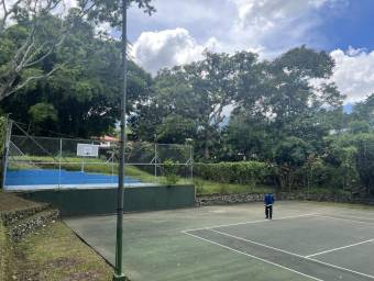 Venta de Club Campestre en Escazú-San Rafael. RAH 26-1313 Venta de Club Campestre en Escazú-San Rafael. RAH 26-1313