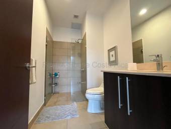 Alquiler de Apartamento AMUEBLADO en Escazú. RAH 26-2138
