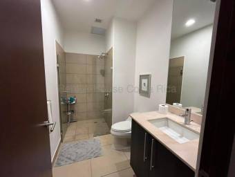 Alquiler de Apartamento AMUEBLADO en Escazú. RAH 26-2138