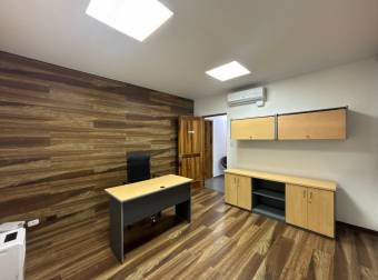 ALQUILER DE 2 OFICINAS EQUIPADAS EN BARRIO DENT, SAN JOSÉ