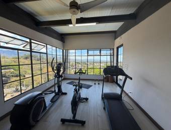 Se alquila apartamento en Pozos Santa Ana 26-2164