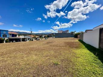 Venta lote plano en condominio con amenidades, listo para construir #26-1740 GS