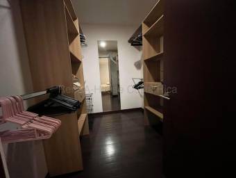 Alquiler de Apartamento AMUEBLADO en Escazú. Alquiler de Apartamento AMUEBLADO en Escazú.
