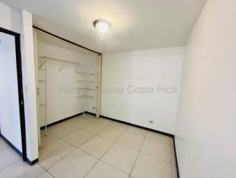 Venta de Apartamento en San Fco de Dos Ríos, San José. RAH 26-2104
