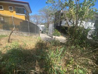 Se vende lote en Piedades Santa Ana 26-498